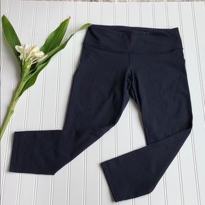 Lululemon Wunder Under dark navy crops